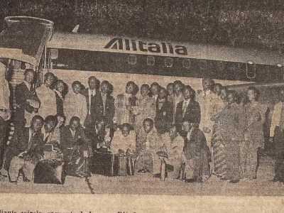 Il racconto degli otto inizia proprio da quel gennaio del 1973, quando presero un aereo lasciando per sempre la patria nat�a. �Atterrammo a Roma con un prestigioso volo Alitalia � ci dice Marussia -. Eravamo inizialmente 25, tra cui due donne, ma nell�anno successivo se ne aggiunsero altri cinque� 